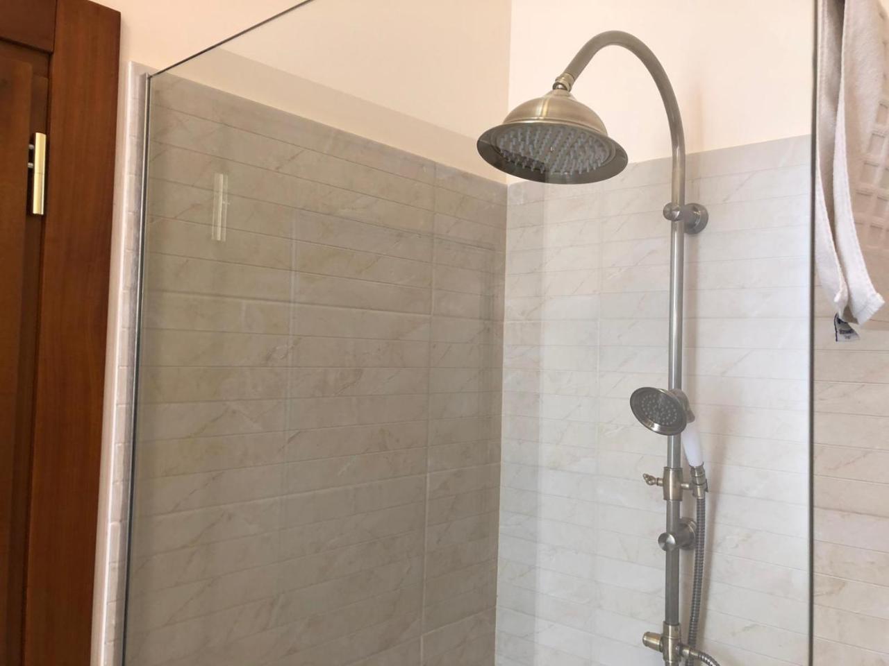 Bed and Breakfast Ana Boutique Alba Iulia Esterno foto